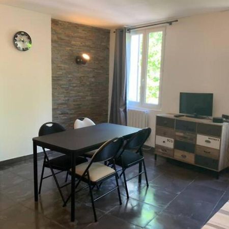 Apartamento Centre Historique De Frejus - Face A La Mairie Exterior foto
